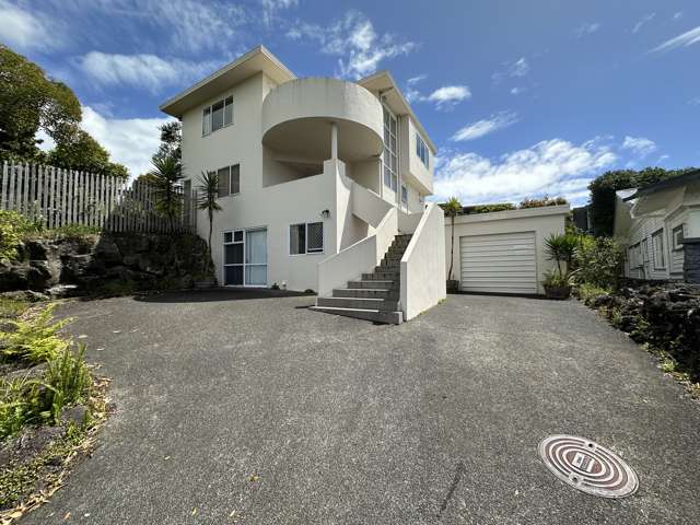 77 King George Ave Epsom_1