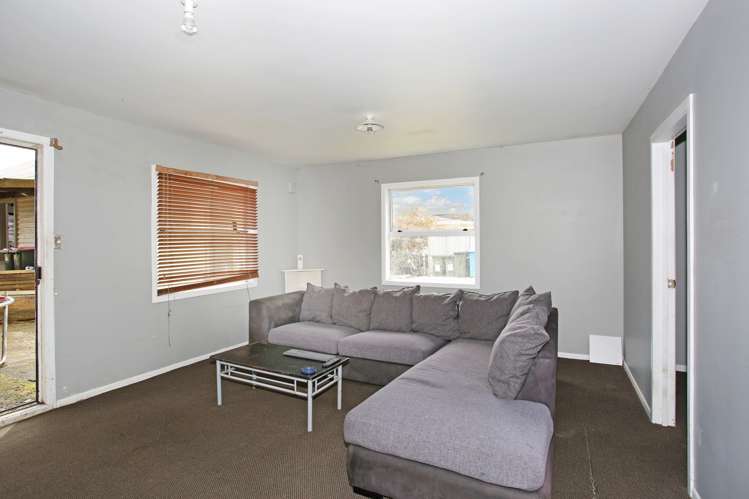 7 Edinburgh Street Tuakau_13