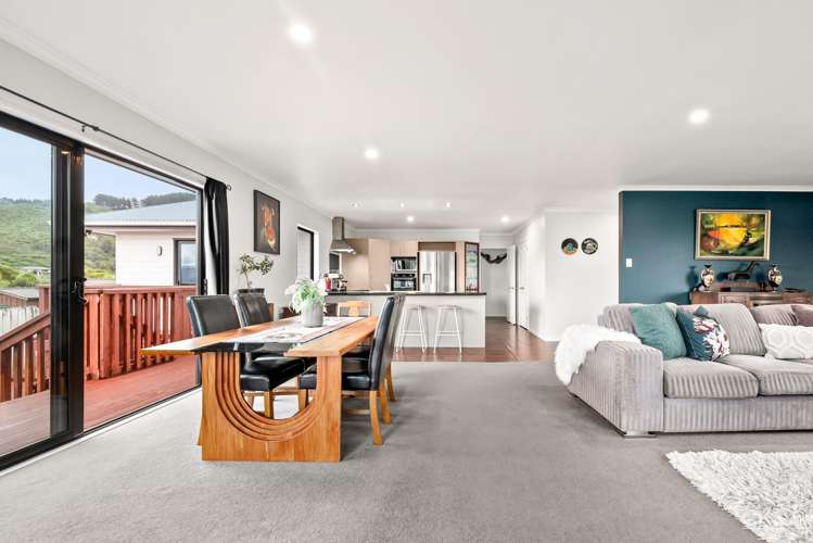 102 Kirton Drive Riverstone Terraces_4