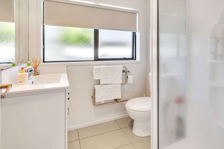 4 Kipling Crescent Owhata_16