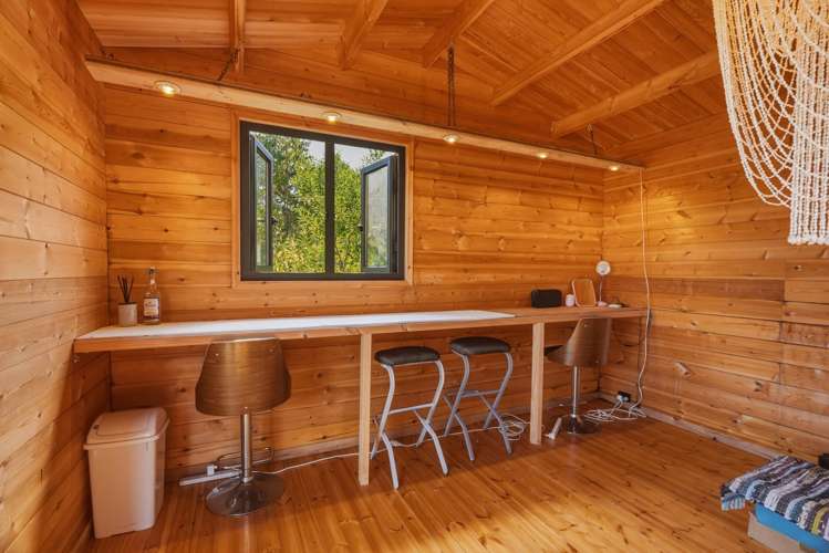 215 Tahanga Road Lake Ohia_20