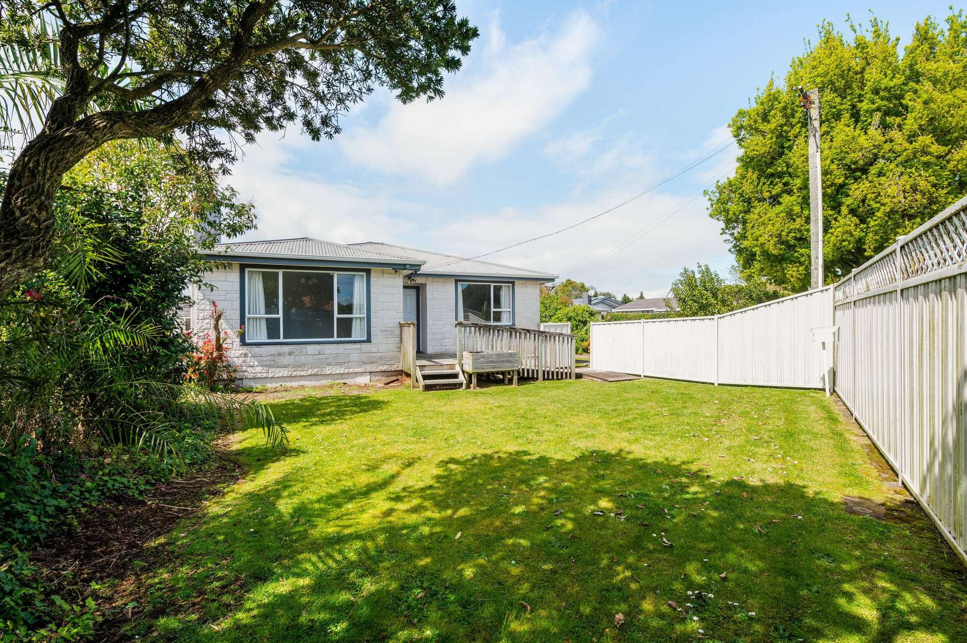 49 Tuhikaramea Road Dinsdale_0