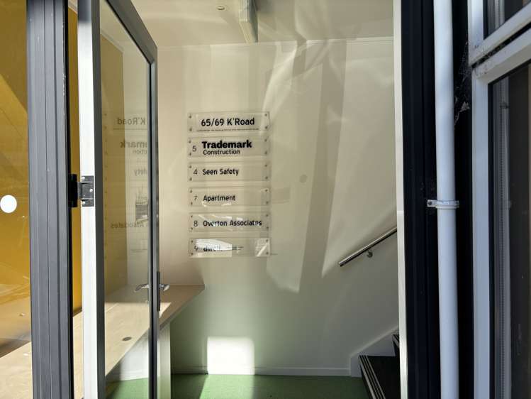 Suite 5/69 Kaiwharawhara Road Kaiwharawhara_2