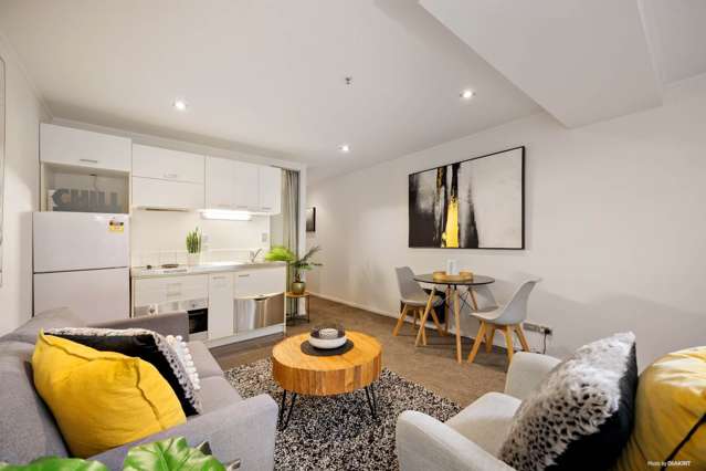 G04/430 Queen Street Auckland Central_2