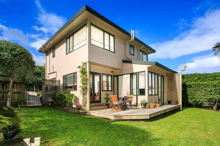 2/84 Lake Road Northcote_8