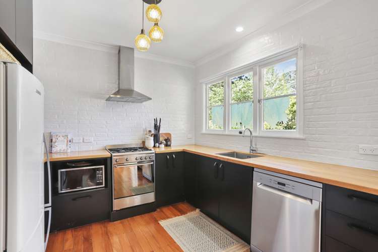 11 Tane Road Laingholm_8