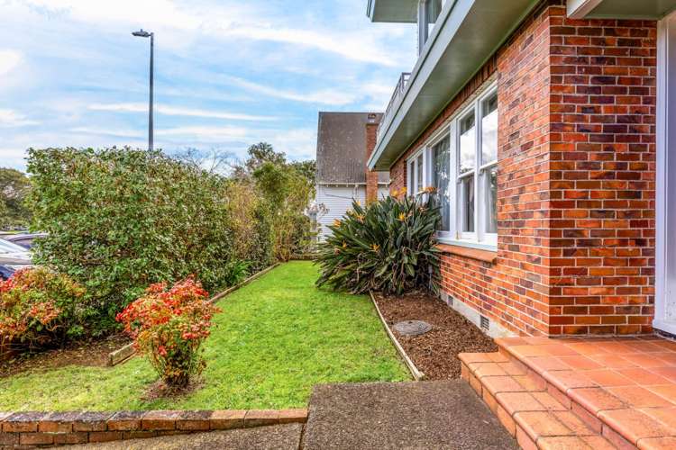 12 Goldie Street St Heliers_6