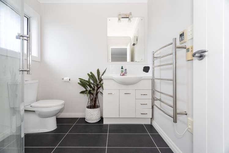 326 Homestead Road Weston_19