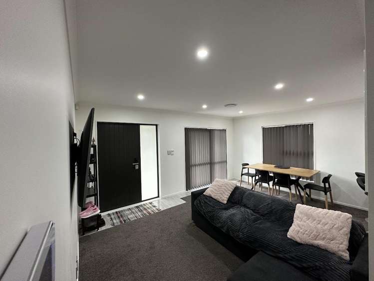 5A Von Sturmer Street Māngere East_2