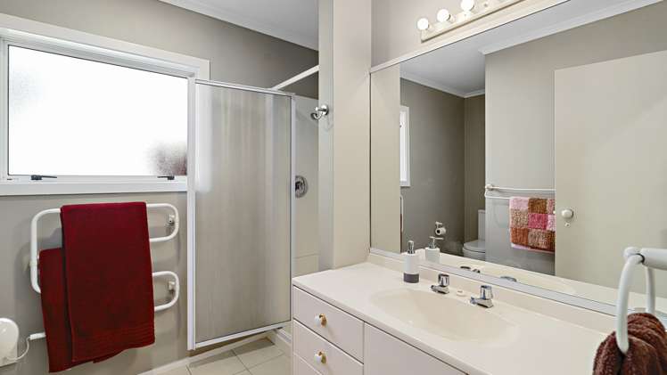 229 Devonport Road Tauranga Central_16