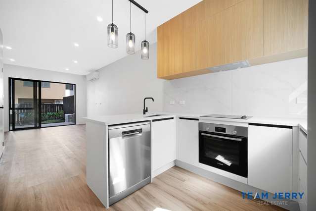 10 Kiato Lane Flat Bush_2