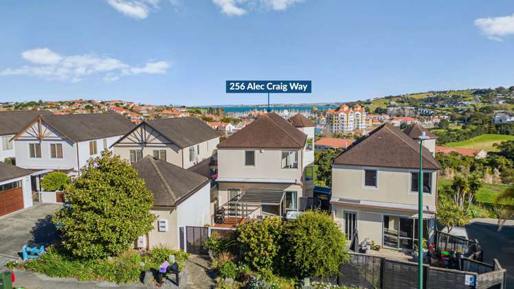 256 Alec Craig Way Gulf Harbour_24