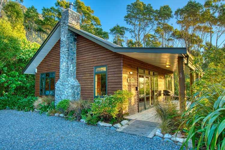 13b & 13c Glen Road Barrytown_10