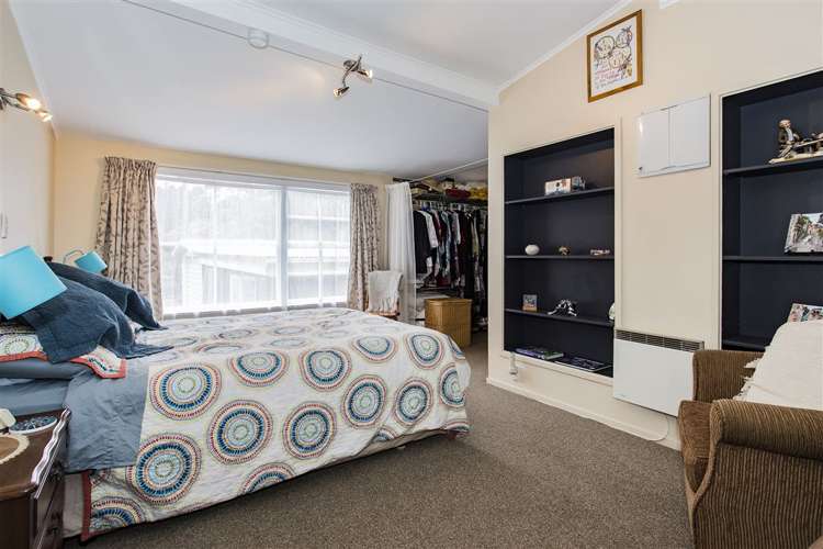 55 Batten Grove The Pines Beach_10