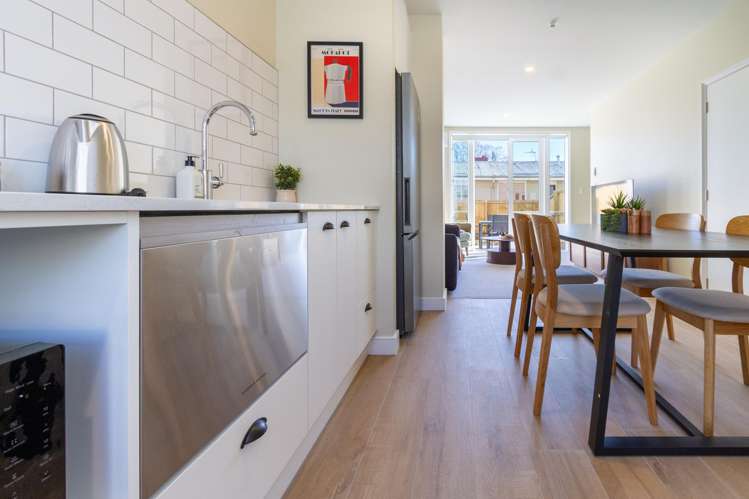 6/266 Kilmore Street_5
