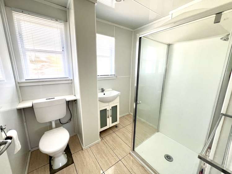 8 Victor Street Dannevirke_4