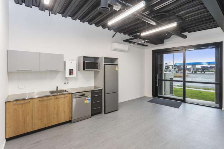 71 Hayton Road Wigram_6