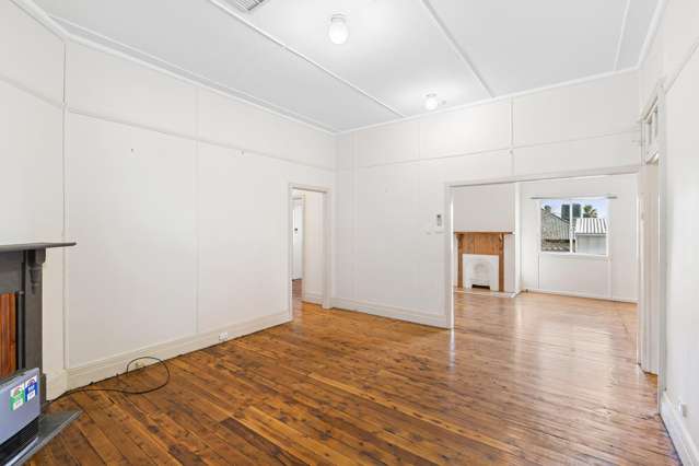 52 George Street Junee_3