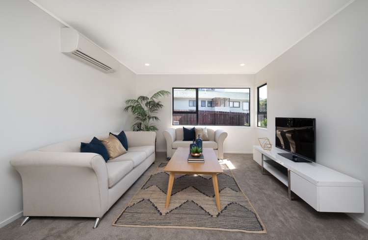 1/6 James Walter Place Mount Wellington_7