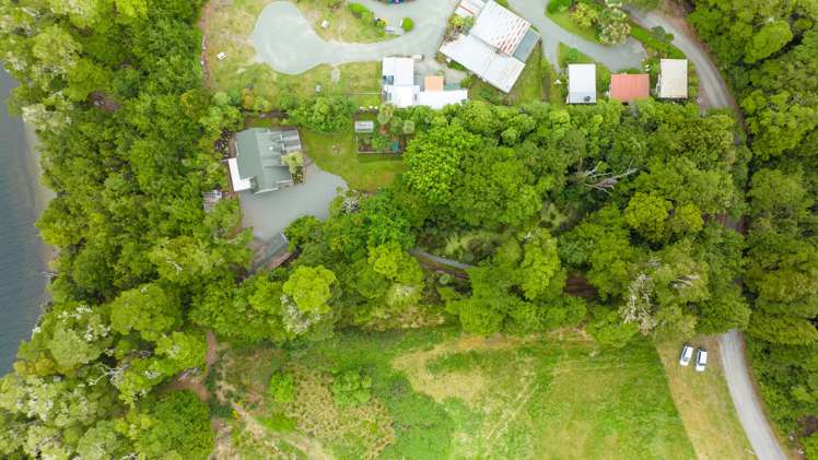 11 Murrell Avenue Manapouri_16