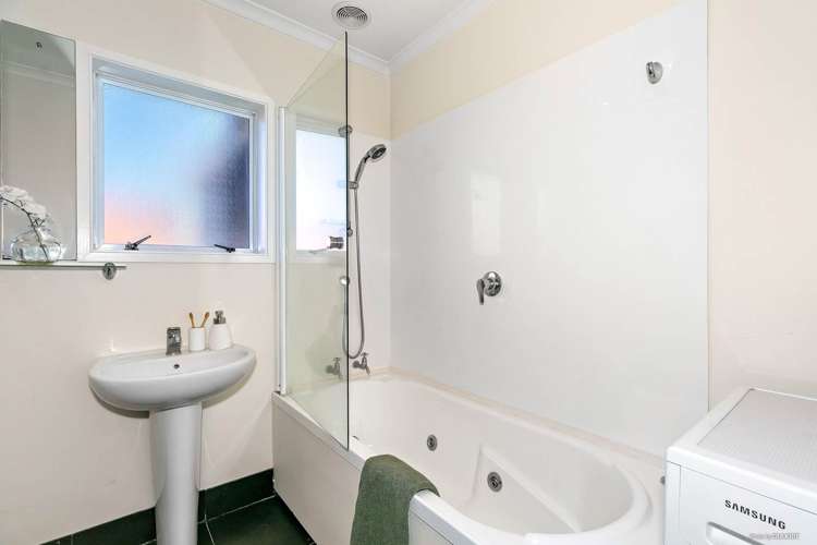 3/143 Jervois Road Herne Bay_4