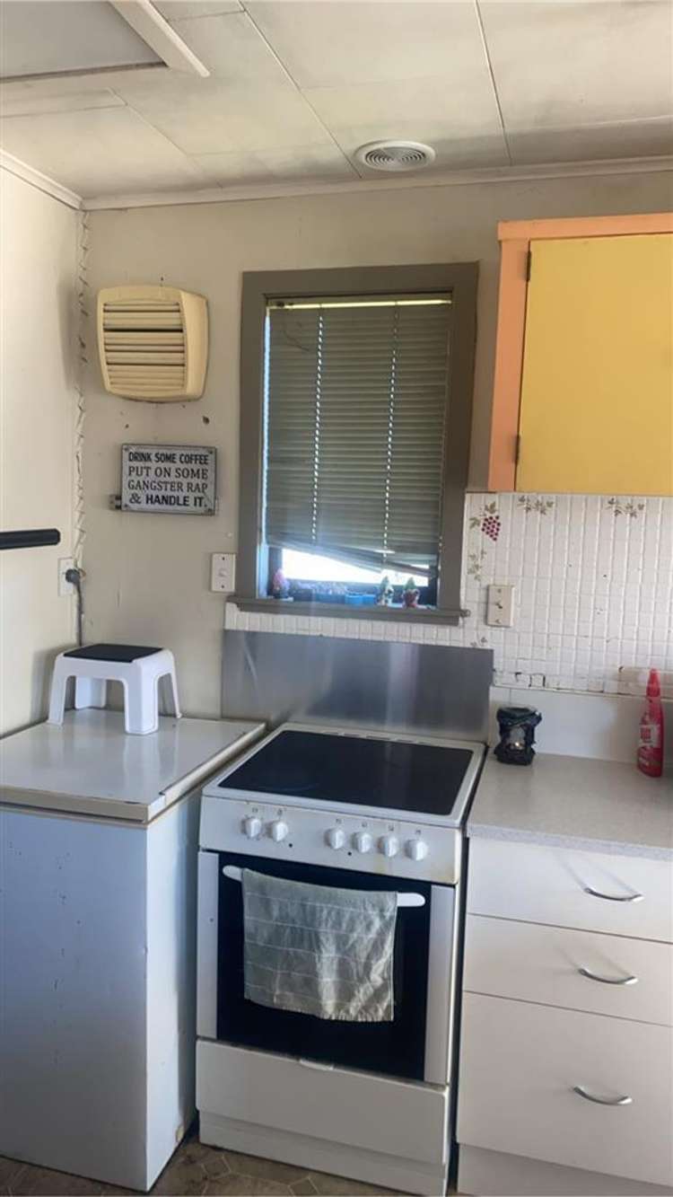 5 Tauranga Place Waitara_7