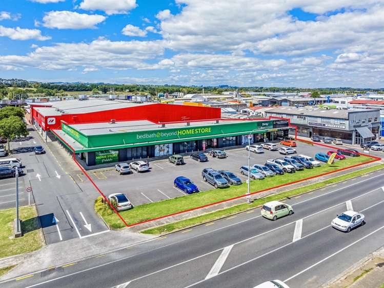 1-3, 136 Manukau Road Pukekohe_2