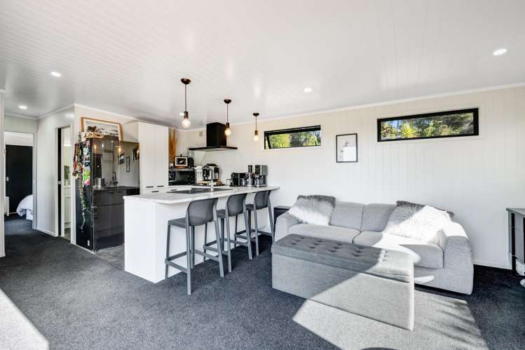 102 West Road Kaukapakapa_45