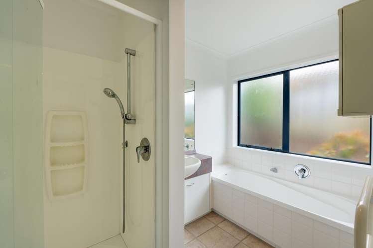 6 Rush Creek Drive Westgate_21