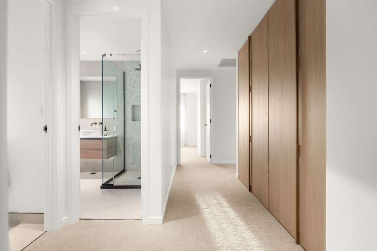 31 Kauri Point Drive Rototuna North_29