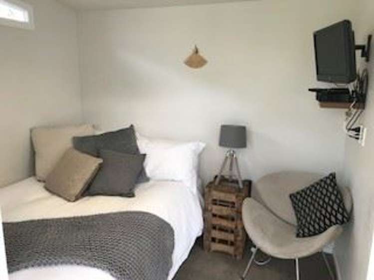 16 Burgess Road Devonport_1