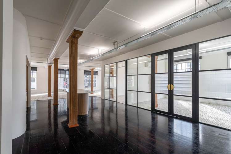 8 Commerce Street_0