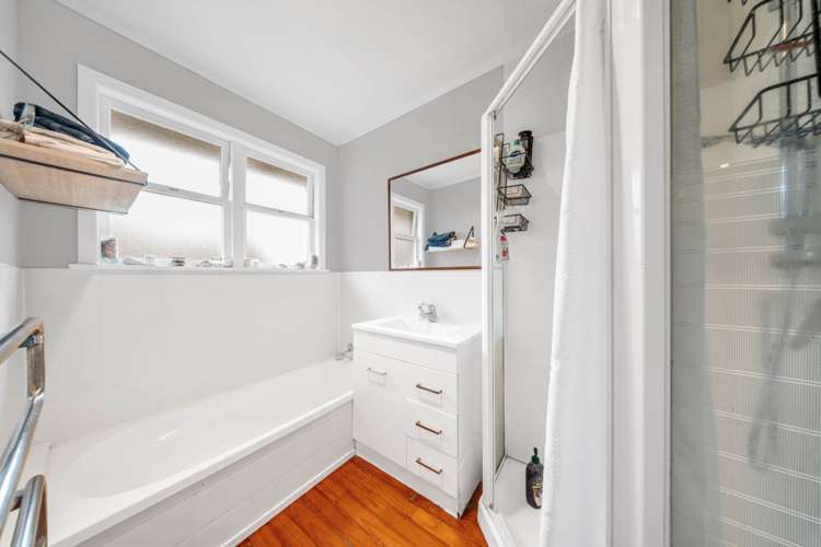 13 David Avenue Hill Park_18