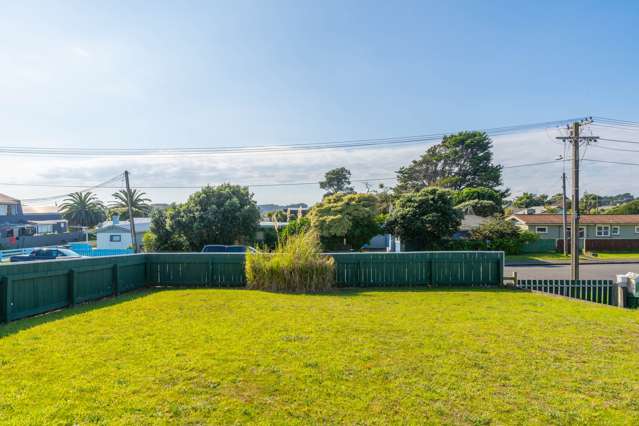 27 Koromiko Street Otaki Beach_4