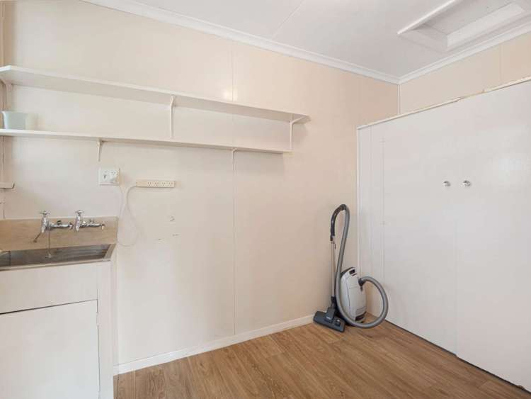 95/97 Main Road Clinton_18