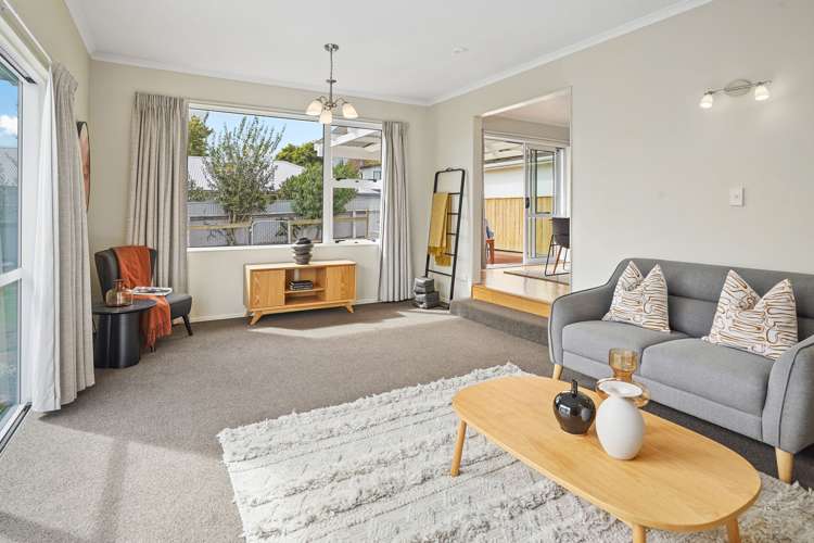 19 Selbourne Avenue Richmond_9