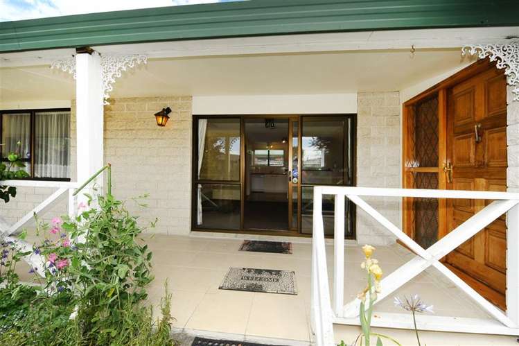 8 Warner Place Heathcote Valley_3