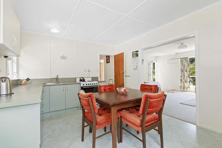 11 August Street Stokes Valley_3