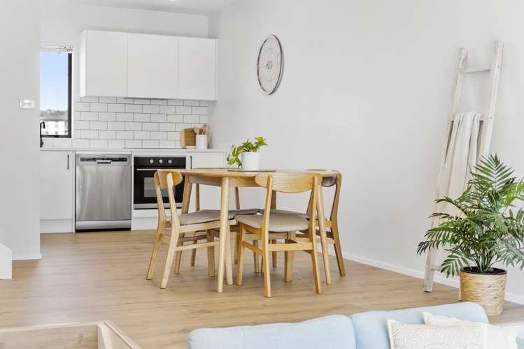 62/7 Kelvin Hart Drive East Tamaki_6