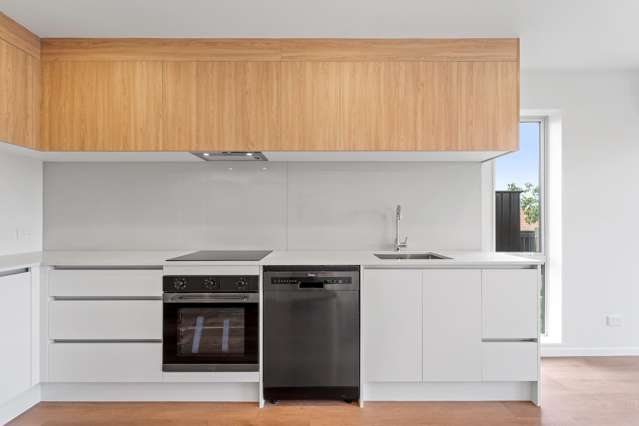 2/470 West Coast Road Glen Eden_2