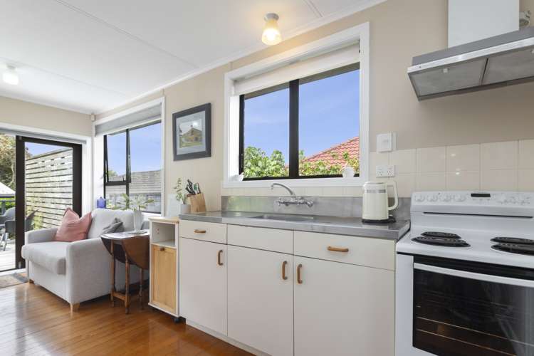 39 Armein Road Panmure_10