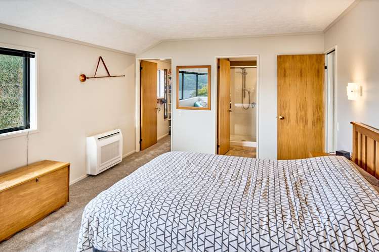 13 Halladale Road Papakowhai_10