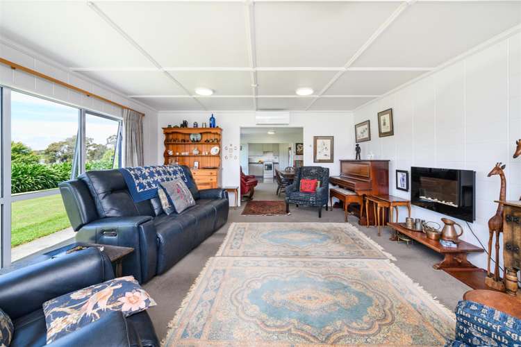 17 Barnett Drive Marton_8