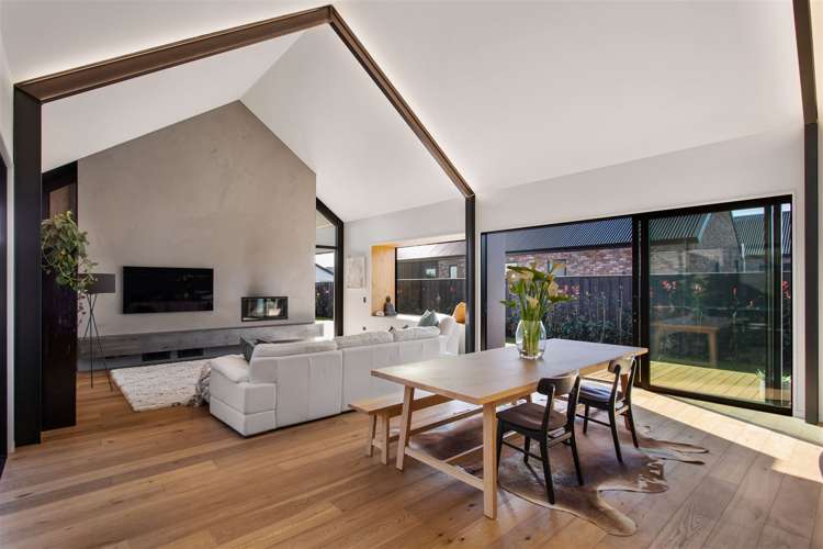 5 Hull Crescent Lincoln_11