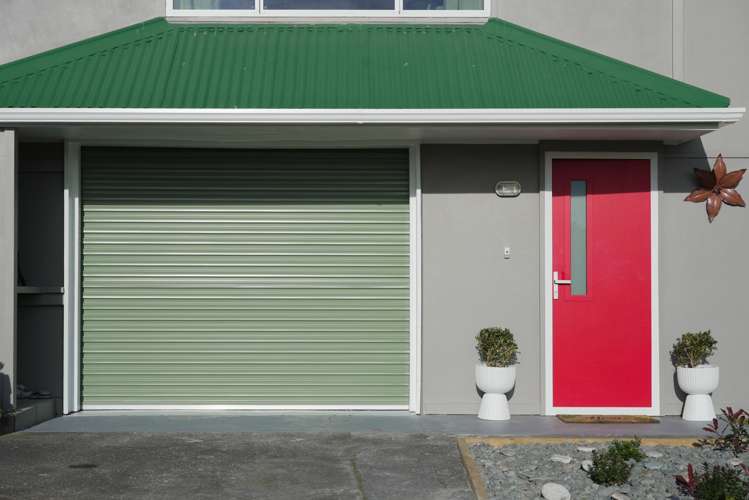 44 Gray Avenue_1