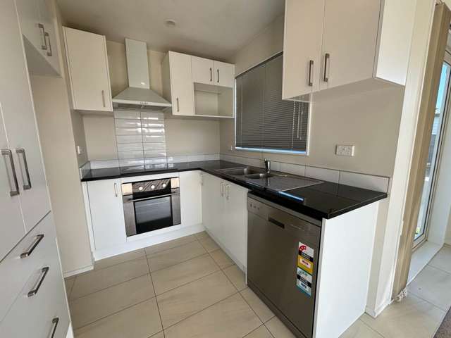 27 Totara Meadows Court Wiri_2