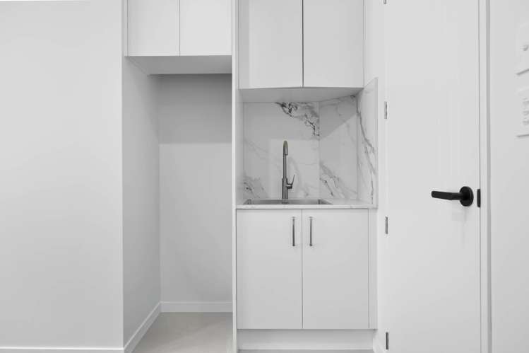 28 Furlough Road Opaheke_21