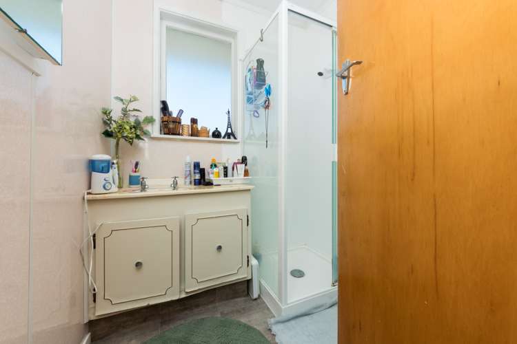 2/19 Kensington Avenue Mount Eden_7