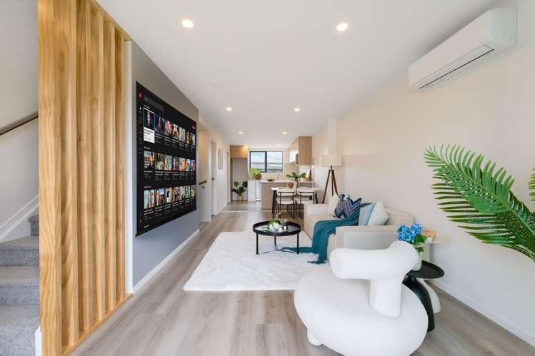1/36 Longburn Road Henderson_4