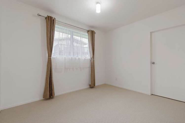 21 Elliott Crescent Owhata_6